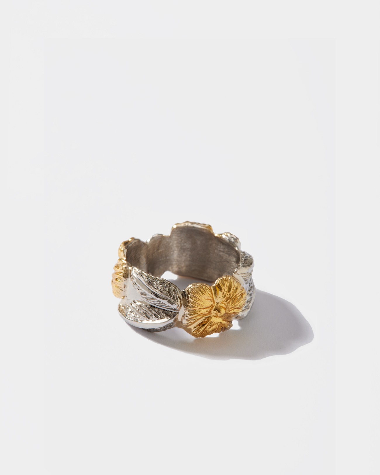Flowery Collection, Engraved Flowers & Leaves Ring