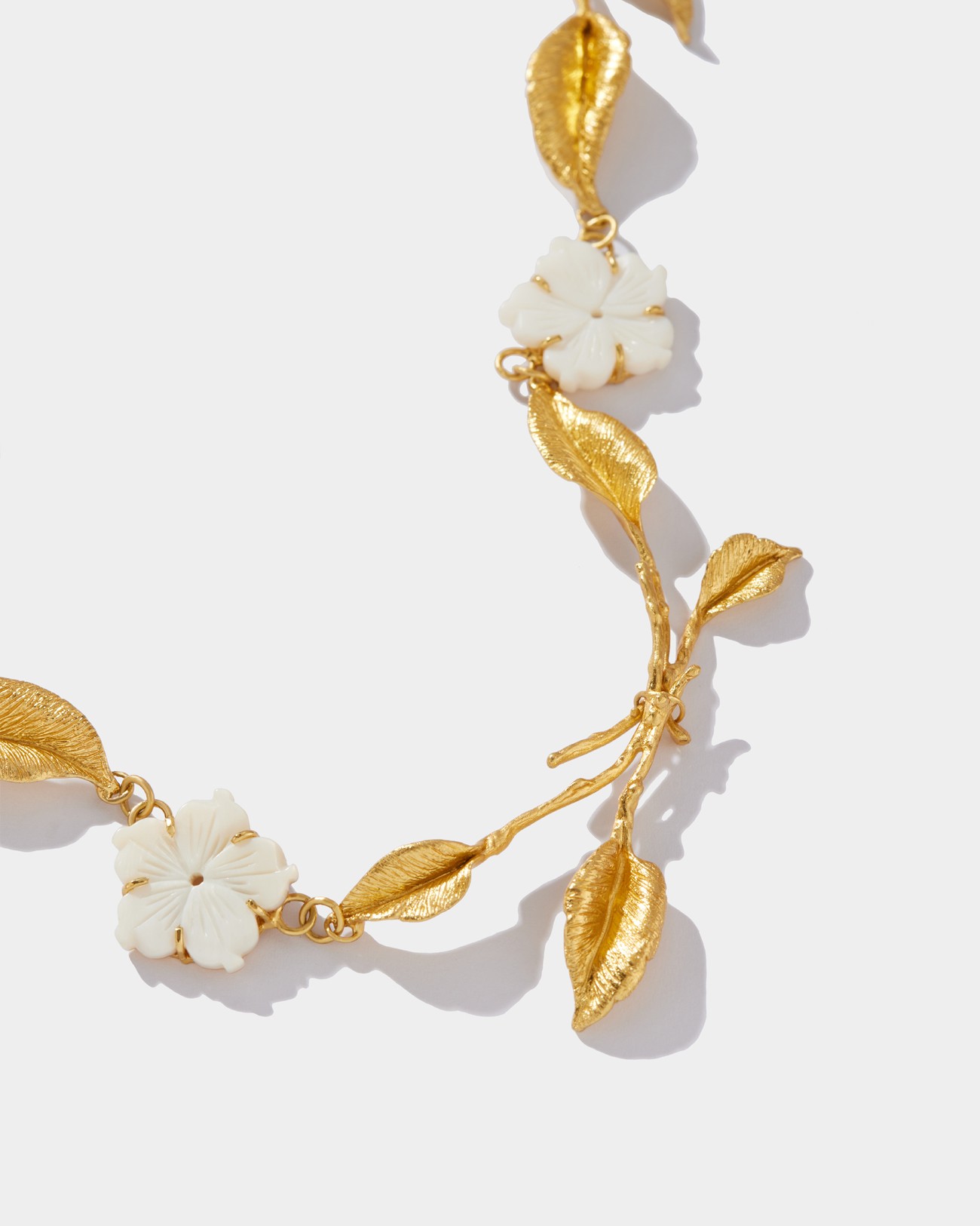 Engraved Mother Of Pearls Flowers & Silver Leaves Necklace