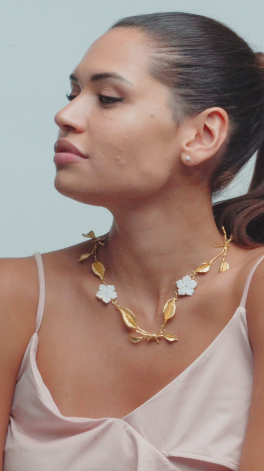 Engraved Mother Of Pearls Flowers & Silver Leaves Necklace