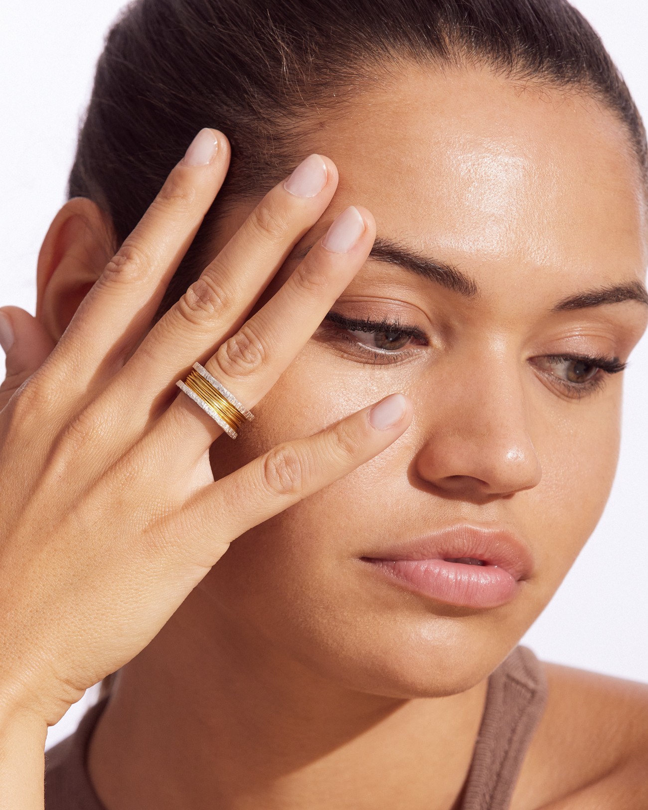 Essential Collection, Wire Ring