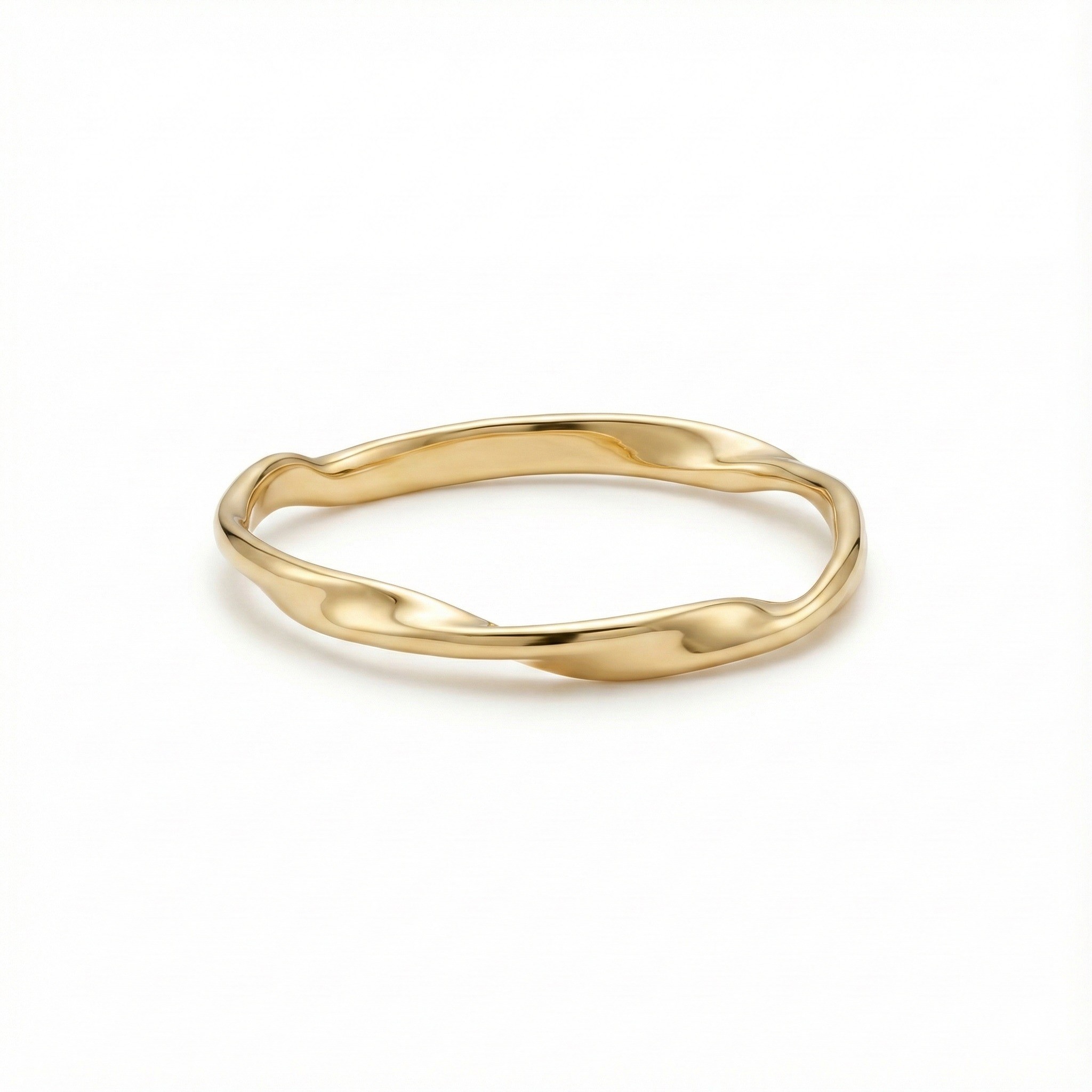 Enchanting Lady Collection, Thin Twisted Band Wire Ring