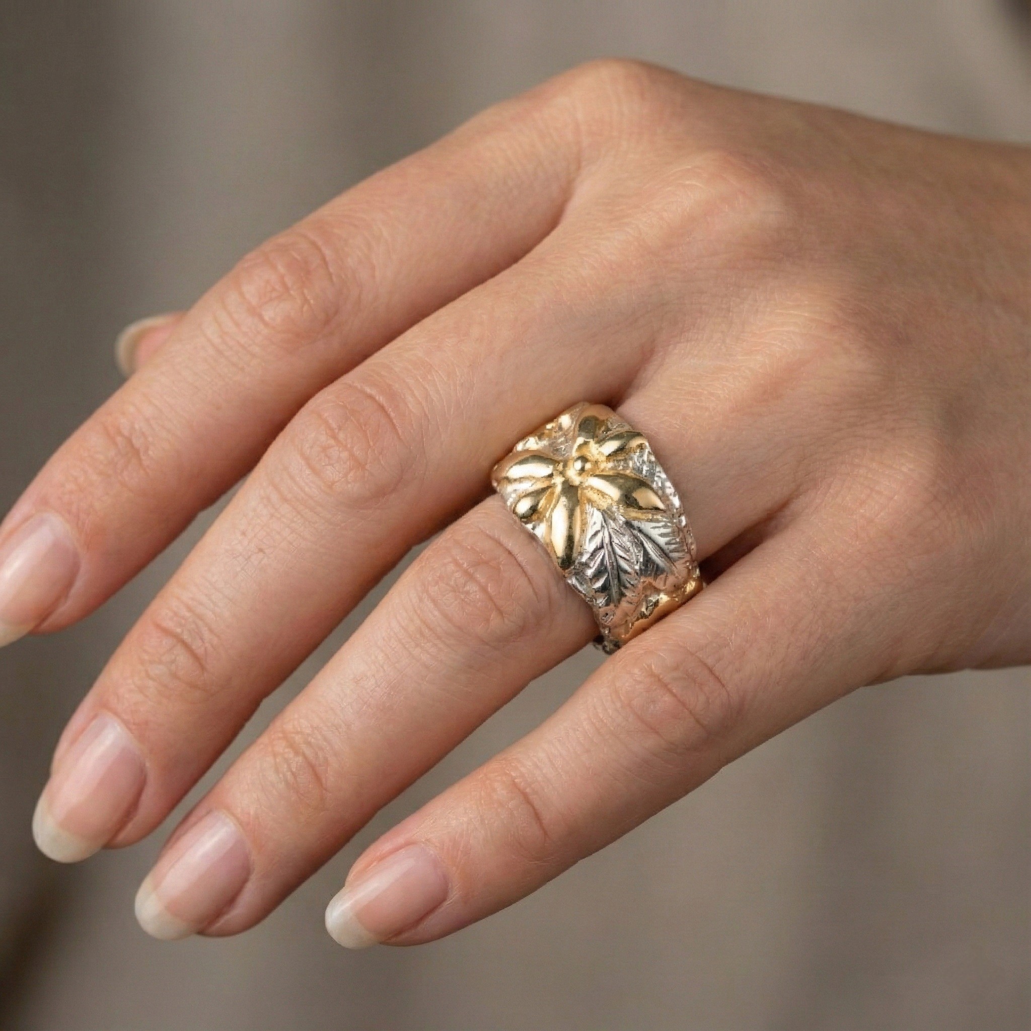 Flowery Collection, Flowers & Leaves Wide Adjustable Ring